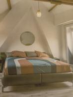 Vintege bed in bruine kleur, Ophalen