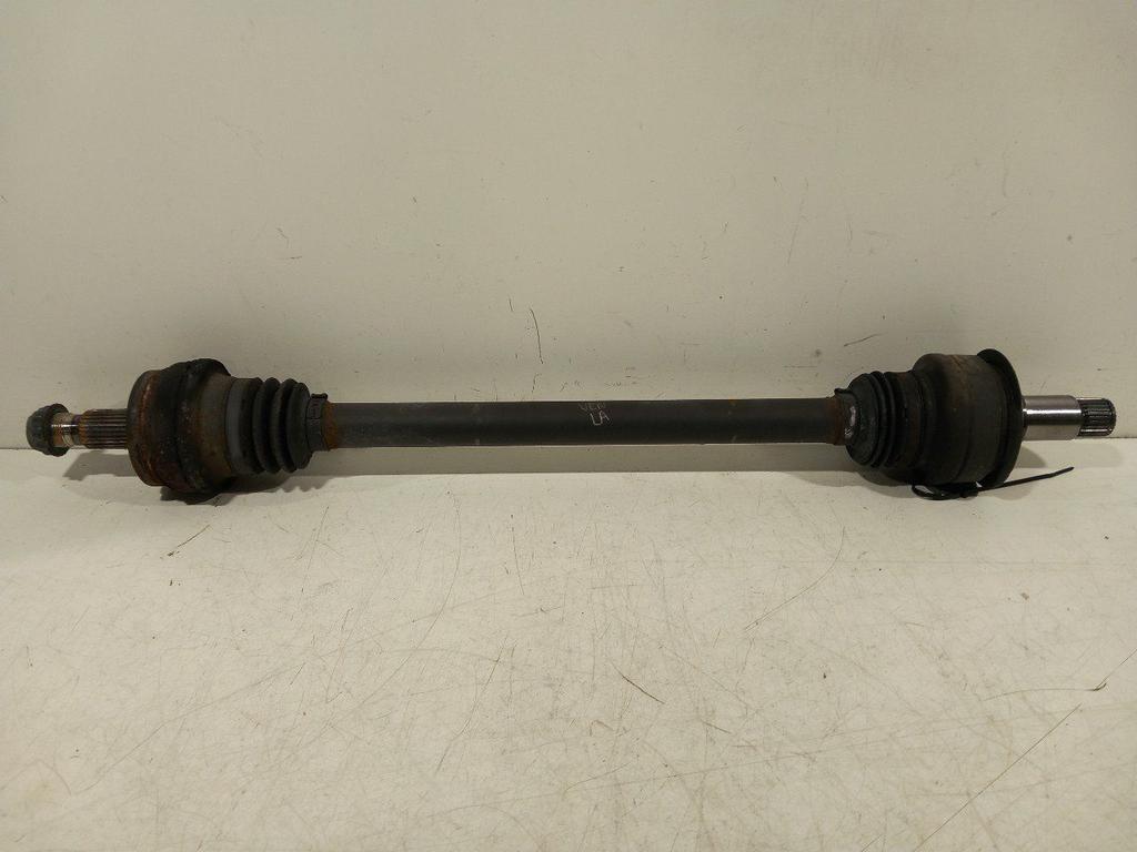 Aandrijfas links achter Mercedes-Benz E-Klasse, Onderdelen@venauto.nl, Van der Ven Autorecycling B.V., Gebruikt, Ettenseweg 76, 4706 PB Roosendaal, The Netherlands