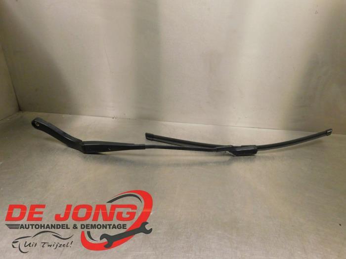 Bras essuie-glace avant d'un Opel Vivaro, -, Opel, 3 mois de garantie, Utilisé