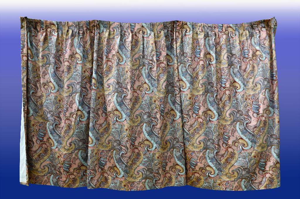 2 overgordijnen wit gevoerd., Huis en Inrichting, Ophalen, 200 cm of meer, Overige kleuren, Zo goed als nieuw