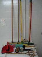 Set van 12 schoonmaakborstels en bezems, Ophalen
