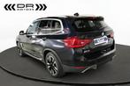 BMW iX3 PANODAK - DRIVING ASSISTENT PRO - TREKHAAK, Autos, BMW, 0 kg, 0 kg, 5 places, Détection des panneaux routiers