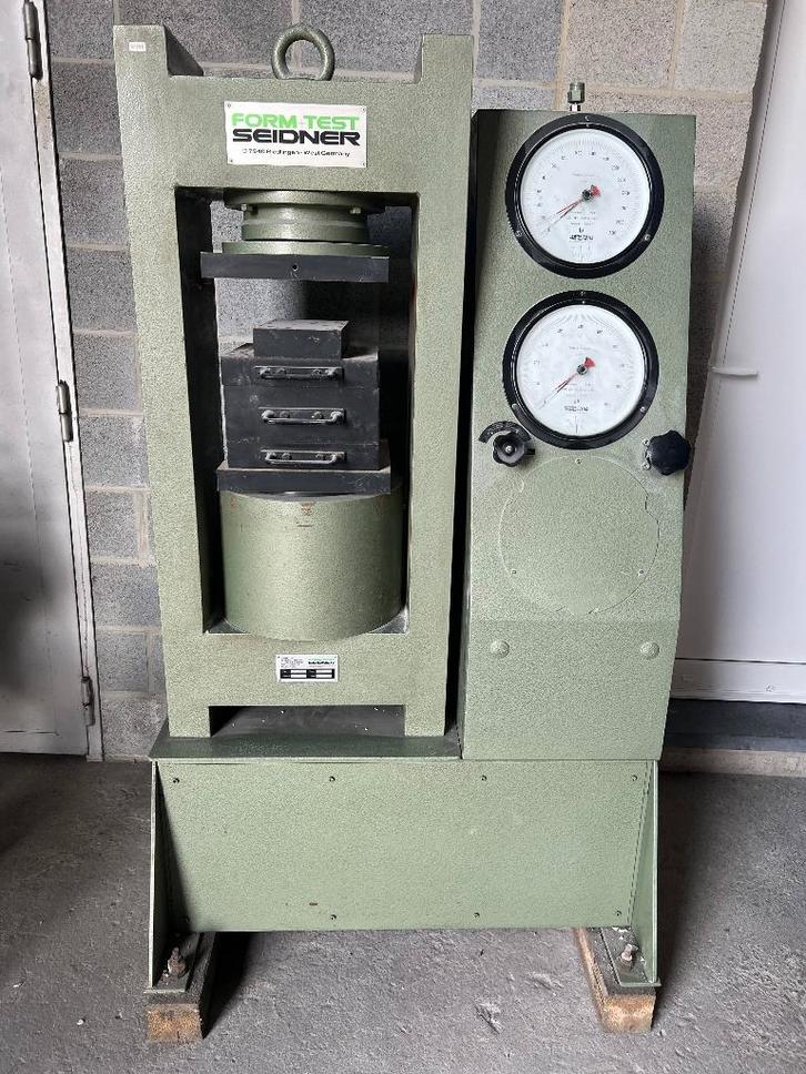 Presse Hydraulique de laboratoire, Articles professionnels, Machines & Construction | Industrie & Technologie, Enlèvement