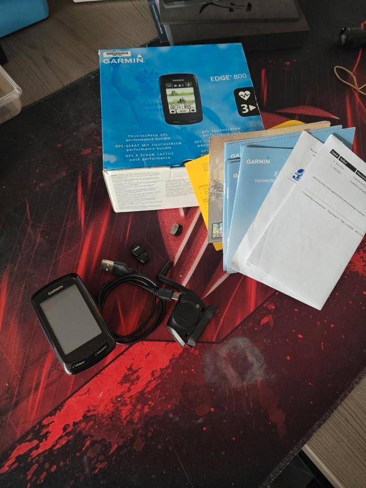 Garmin Edge 800, Vélos & Vélomoteurs, Accessoires vélo | Compteurs de vélo, Comme neuf, Capteur de cadence, Sans fil, GPS, Capteur de vitesse