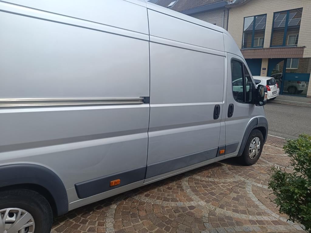 Peugeot Boxer, Argent ou Gris, Achat, Euro 6, Noir