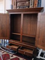 Kledingkast / linnenkast, Ophalen