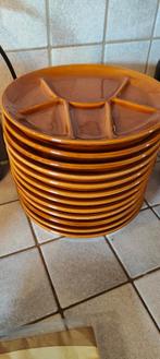 Assiette fondue, Assiettes(s), Enlèvement, Utilisé, Autres matériaux