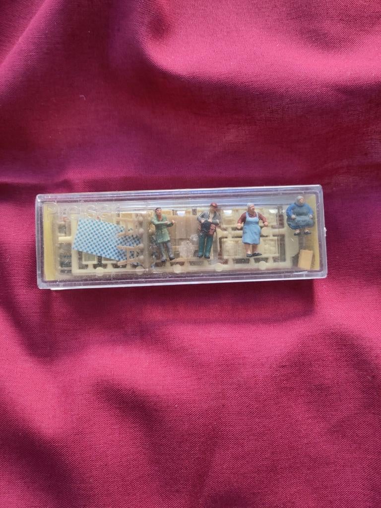 Figurines pour maquette train Preiser