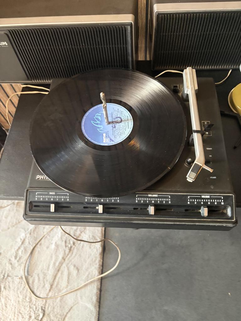 Platine vinyle vintage  enceintes d'origines parfait etat, Audio, Tv en Foto, Platenspelers, Philips, Automatisch, Verzenden, Zo goed als nieuw