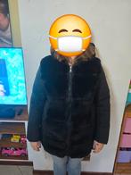 Zwarte jas met bontcapuchon Saturn — Maat 2XL/46, Kleding | Dames, Jassen | Winter, Zwart, Maat 46/48 (XL) of groter, Ophalen of Verzenden