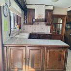 Eiken keuken, Zakelijke goederen, Ophalen