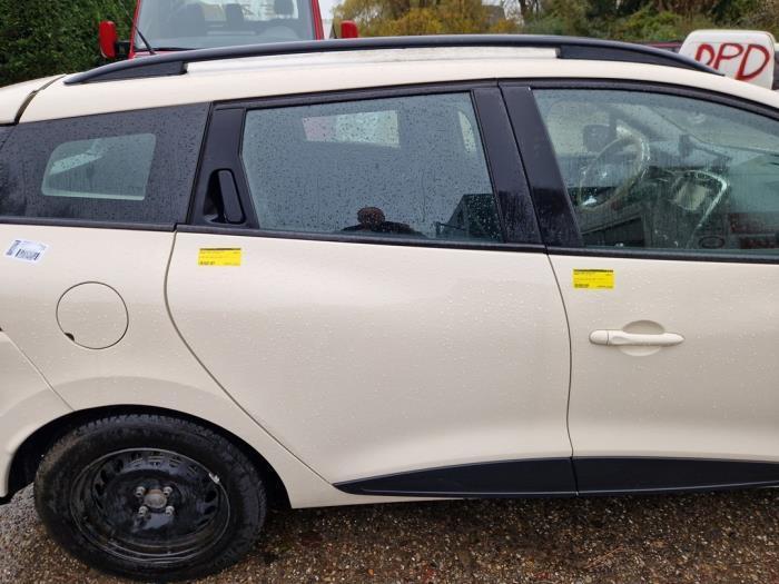 Portière 4portes arrière droite d'un Renault Clio (OVD16), Autos : Pièces & Accessoires, Carrosserie & Tôlerie, Porte, Renault