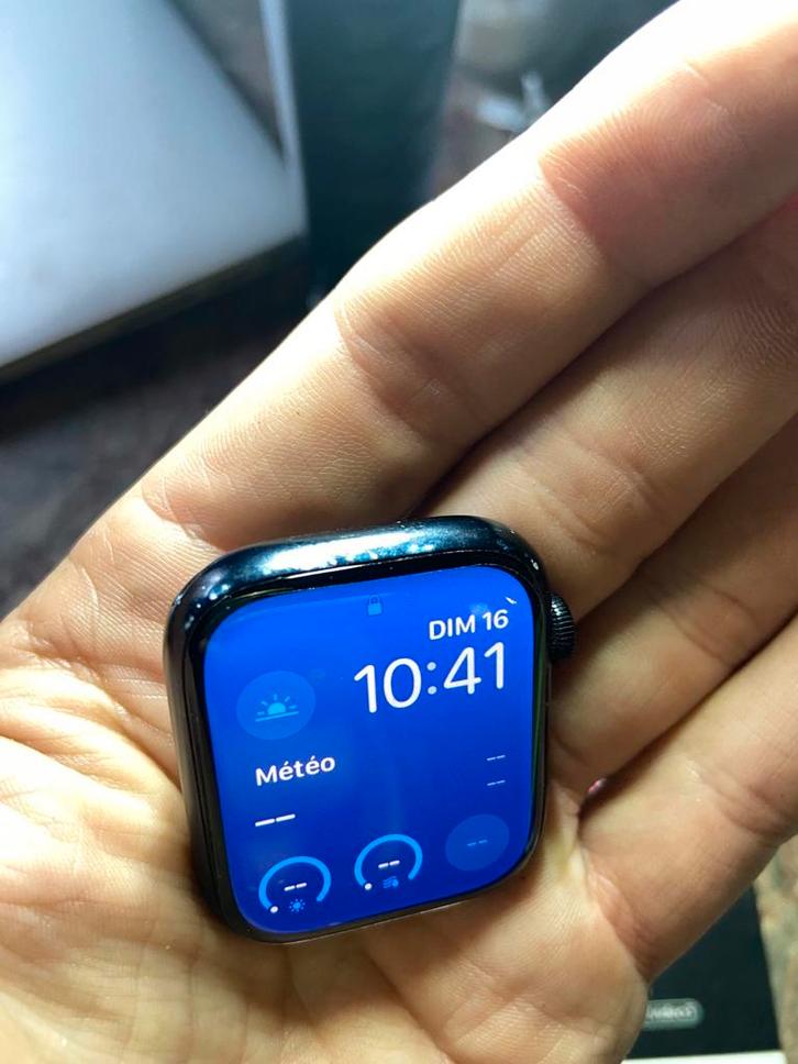 Apple watch 7 GPS, Bijoux, Sacs & Beauté, Montres connectées, GPS, Enlèvement ou Envoi