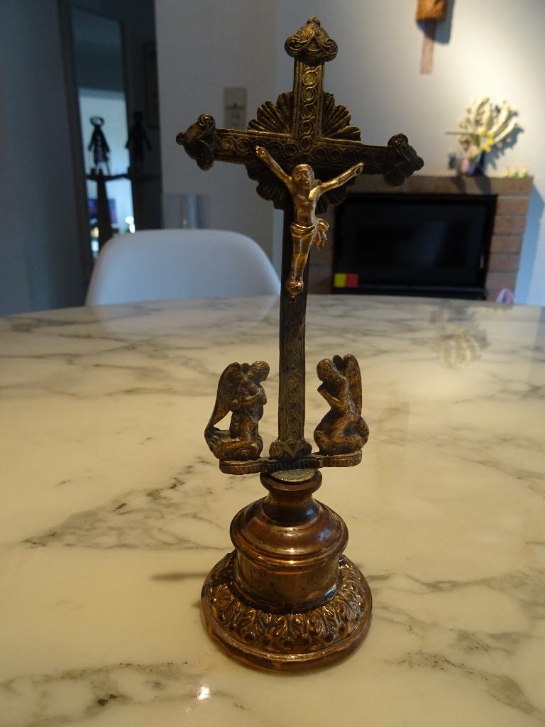 Calvaire en cuivre , laiton, bronze début 19èmes., Antiquités & Art, Enlèvement ou Envoi