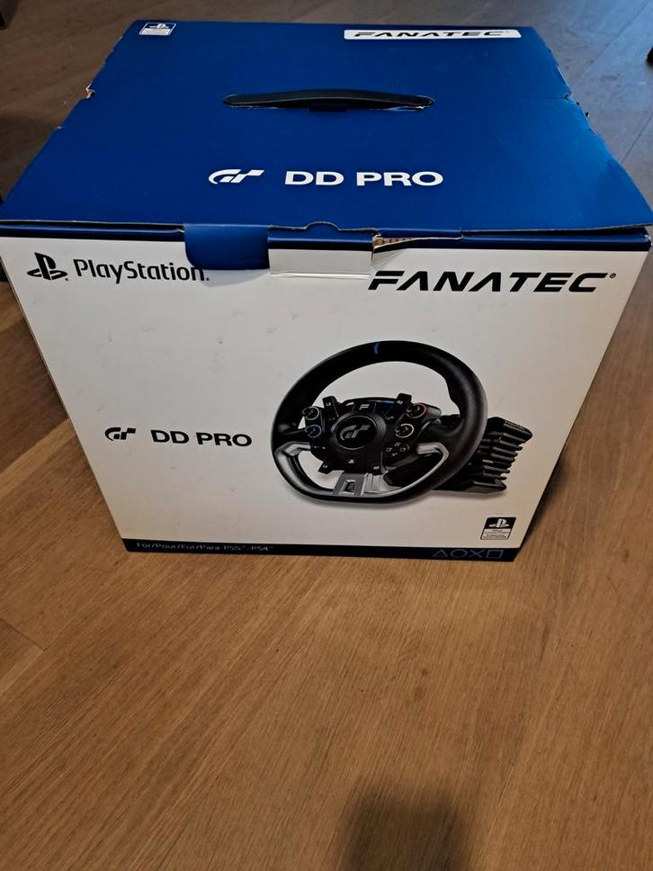 Fanatec dd pro + playseat trophy, Games en Spelcomputers, Spelcomputers | Sony Consoles | Accessoires, Ophalen