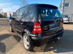 Mercedes-Benz A160 keuring verkoop en garantie, Auto's, Voorwielaandrijving, 4 deurs, Zwart, 4 cilinders