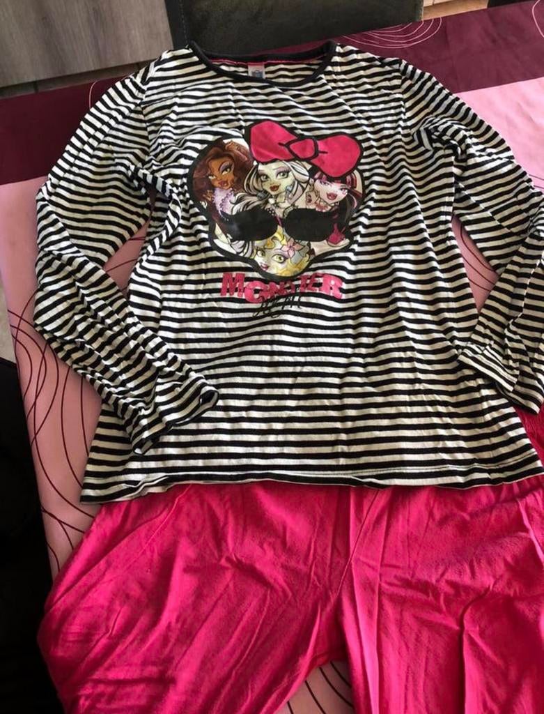 Zomerse pyjama maat 146-152, Enfants & Bébés, Vêtements enfant | Taille 152, Enlèvement, Comme neuf, Fille, Vêtements de nuit ou Sous-vêtements