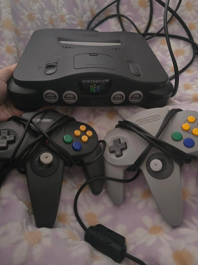Nintendo 64 avec 2 manettes, Games en Spelcomputers, Spelcomputers | Nintendo 64, Ophalen, Met 2 controllers