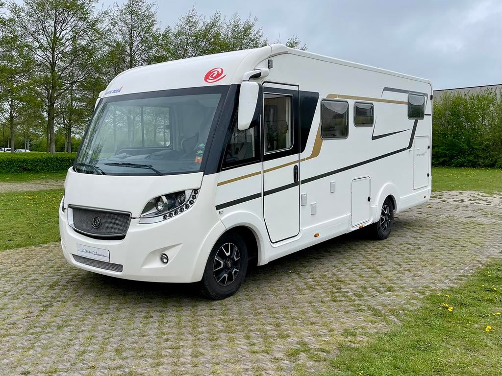 Euro Mobiel Integra Line 720 EB, Caravanes & Camping, Camping-cars, Entreprise, jusqu'à 5, Intégral, Eura Mobil, Fiat, 7 à 8 mètres