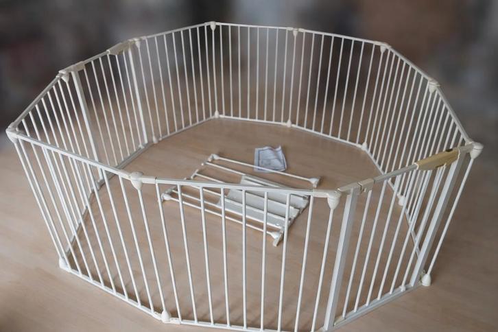 Parc XXL pour enfants Lindam -convertible barrières, Enfants & Bébés, Barrières, Enlèvement