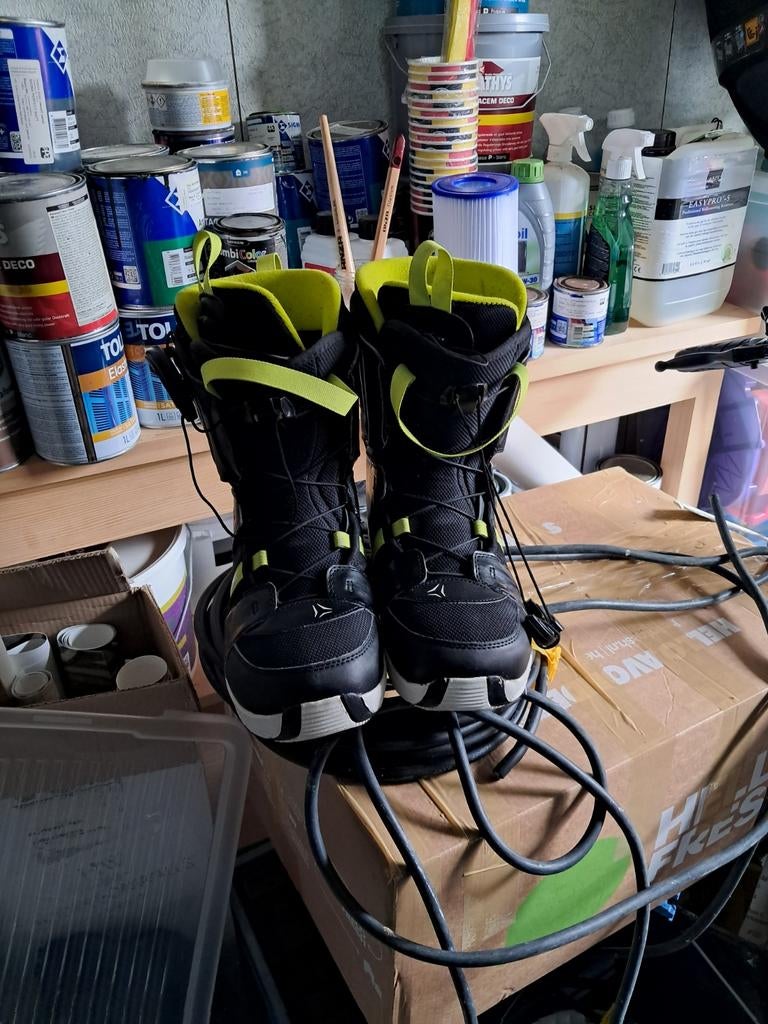 Snowboardboots maat 43,5 atomic, Sports & Fitness, Snowboard, Enlèvement