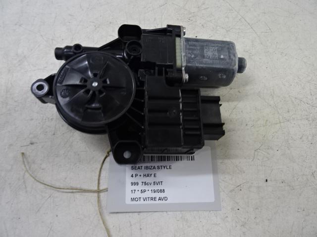 MOTEUR LEVE VITRE ELECTRIQUE AVANT DROIT Seat Ibiza V (KJB), Autos : Pièces & Accessoires, Carrosserie & Tôlerie, Seat, Avant