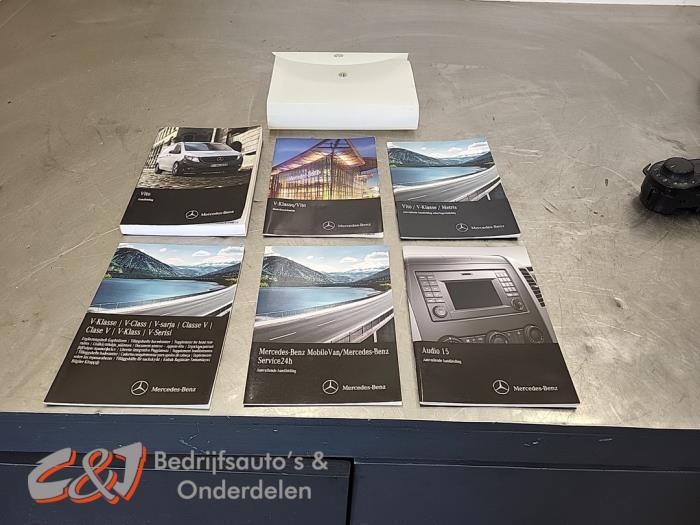Livret d'instructions d'un Mercedes Vito, 3 mois de garantie, Utilisé, -, -