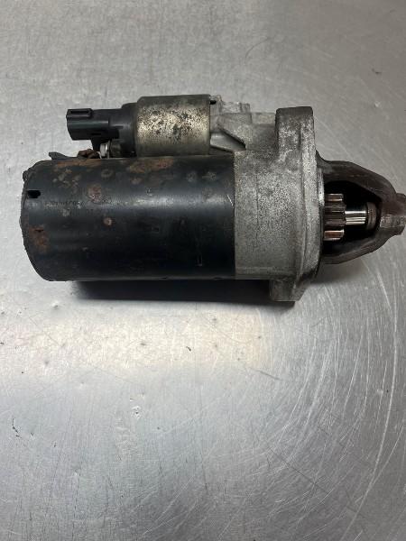 DÉMARREUR Kia Pro cee'd (EDB3) (|00580185|), Robert Bosch AG, Kia, Utilisé, Robert-Bosch-Allee 1
74232  Abstatt, DE