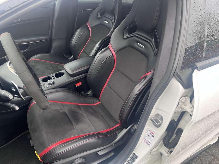 Mercedes-Benz CLA 45 AMG 4-Matic 381pk/SCHAALSTOEL/LED/Night, Auto's, Mercedes-Benz, Bedrijf, Te koop, CLA, 4x4, ABS, Airbags