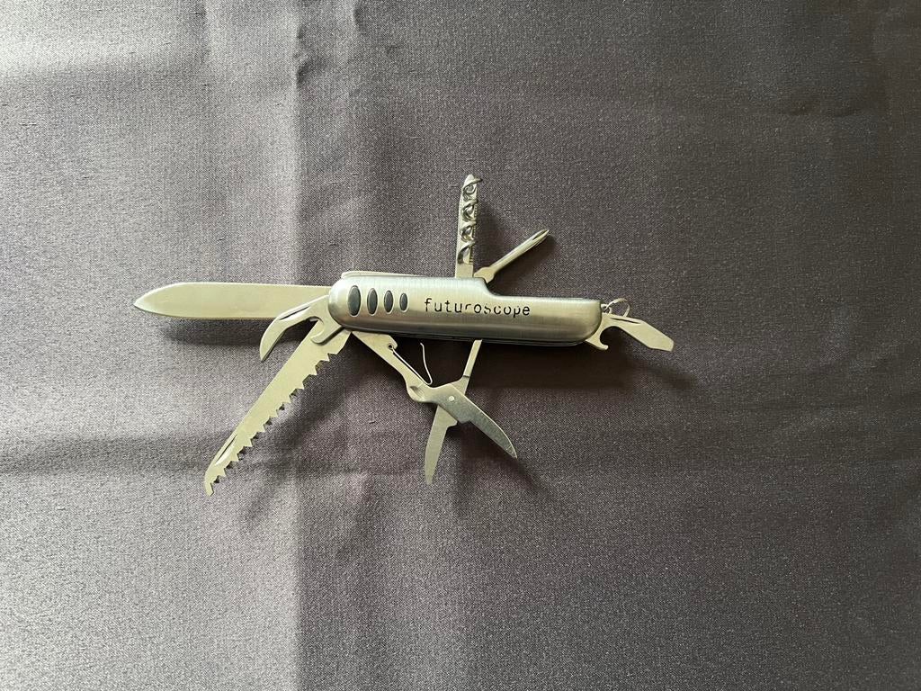 Parc Futuroscope multifunctioneel verzamelmes - roestvrij, Ophalen, Zo goed als nieuw