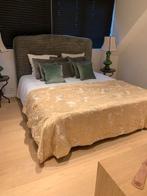 lit double de luxe (sommier à ressorts/matelas), Autres couleurs, Comme neuf, Enlèvement, 180 cm