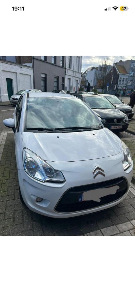 Te koop citroen c3 (2012), Auto's, Citroën, Particulier, C3, Benzine, Stadsauto, 5 deurs, Handgeschakeld, Wit, Zwart, Stof, Ophalen