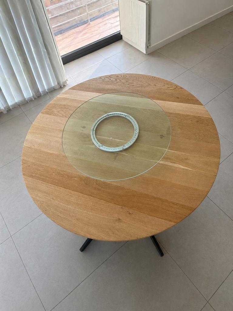 Mooie ronde eiken tafel te koop, Ophalen, Zo goed als nieuw