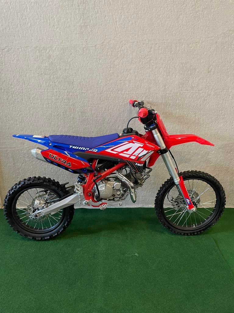 Nieuwe Apollo Thunder 150CC oliegekoelde crossmotor,4-takt, Nieuw, Bedrijf, Crossmotor, 1 cilinder