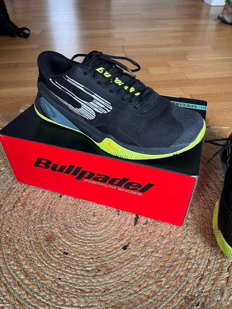 Chaussure Bullpadel Hack, Vêtements | Hommes, Chaussures, Enlèvement, Comme neuf