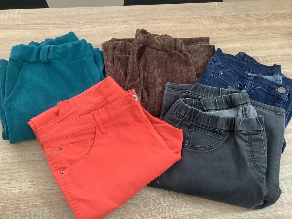 Kleding pakket dameskleding zie foto’s 21 stuks voor 15 euro, Kleding | Dames, Ophalen, Zo goed als nieuw, Maat 38/40 (M)