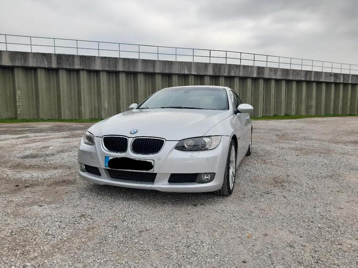 Bmw 320i e93 cabrio Bouwjaar 2008 Gekeurd voor verkoop, Autos, BMW, Entreprise, Série 3, ABS, Airbags, Air conditionné, Alarme