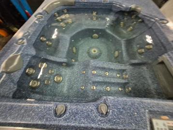 💦sunbelt jacuzzi 💦 ruime 6 persoons FAMILIE SPA ‼️ beschikbaar voor biedingen