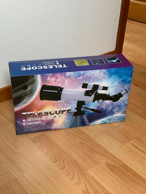 Telescoop/Sterrenkijker Nieuw!, Audio, Tv en Foto, Optische apparatuur | Telescopen, Nieuw, Lenzentelescoop (refractor), Met statief