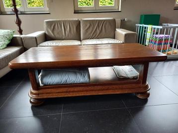 Salontafel beschikbaar voor biedingen