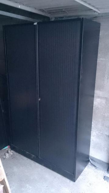 kabinet  beschikbaar voor biedingen