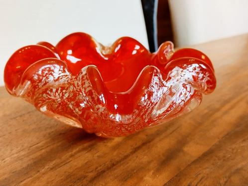 Snoepschaal in robijn glas met zilveren Aventurijn., Antiek en Kunst, Antiek | Glaswerk en Kristal, Ophalen of Verzenden