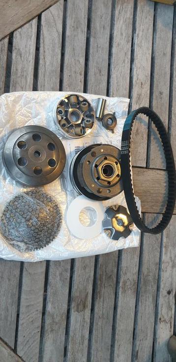 Nouveau kit variateur + courroie trapézoïdale 50cc 4 temps (, Enlèvement, Neuf, Autres types, Autres marques