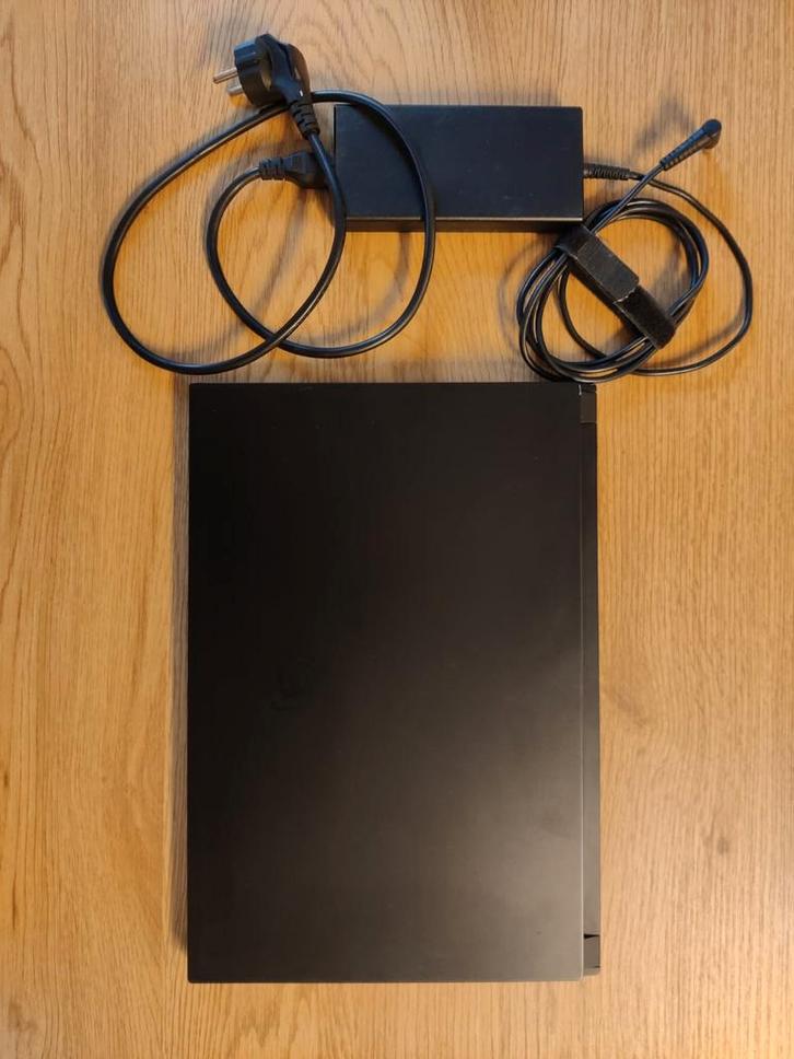 Ordinateur portable de jeu MSI (GS66 Stealth), Informatique & Logiciels, Moniteurs, Utilisé, 201 Hz ou plus, DisplayPort, HDMI