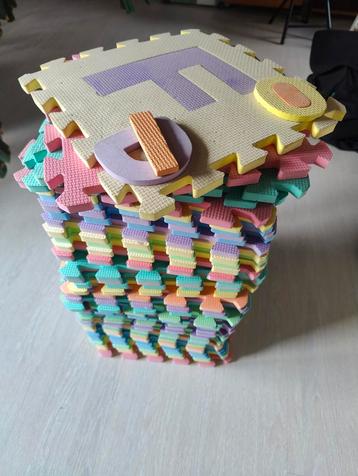 Puzzel mat beschikbaar voor biedingen