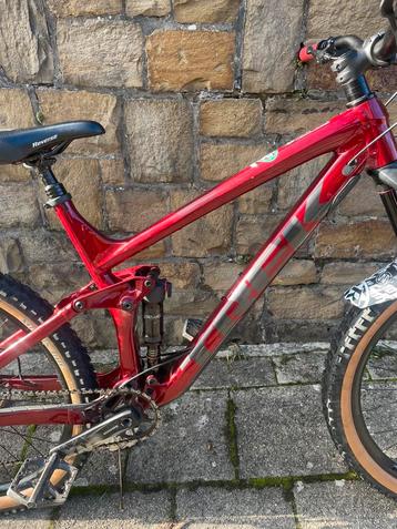 Trek mountainbike met volledige vering, maat L beschikbaar voor biedingen