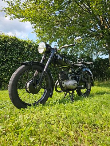 DKW RT200H 1952 disponible aux enchères