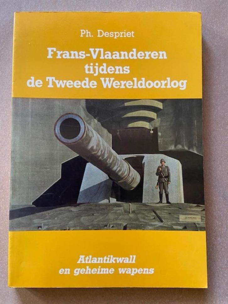 Frans-Vlaanderen tijdens de 2de WO, Boeken, Oorlog en Militair, Zo goed als nieuw, Tweede Wereldoorlog, Ophalen of Verzenden