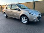 Clio Grandtour in Showrooconditie met Garantie/Gekeurd, Auto's, Voorwielaandrijving, Euro 5, Stof, Zwart