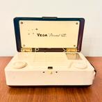 VINTAGE RADIO VEGA PERSONAL 422 BUISRADIO UIT 1955 ZELDZAAM, Antiek en Kunst, Verzenden